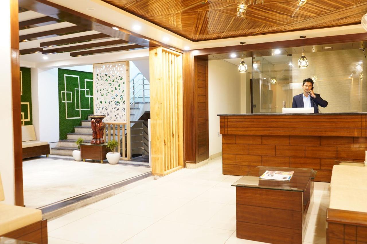 Hotel Doon'S Pride Ντεχραντούν Εξωτερικό φωτογραφία