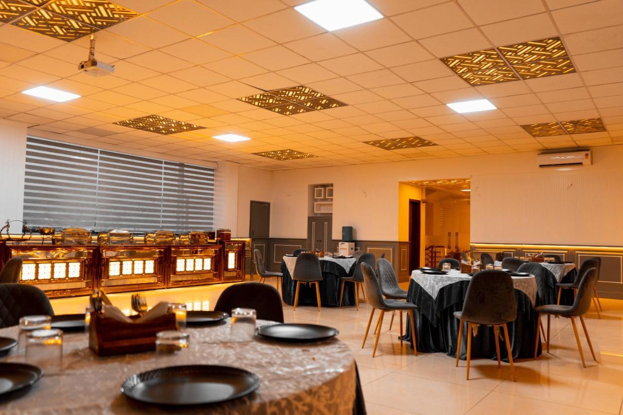 Hotel Doon'S Pride Ντεχραντούν Εξωτερικό φωτογραφία
